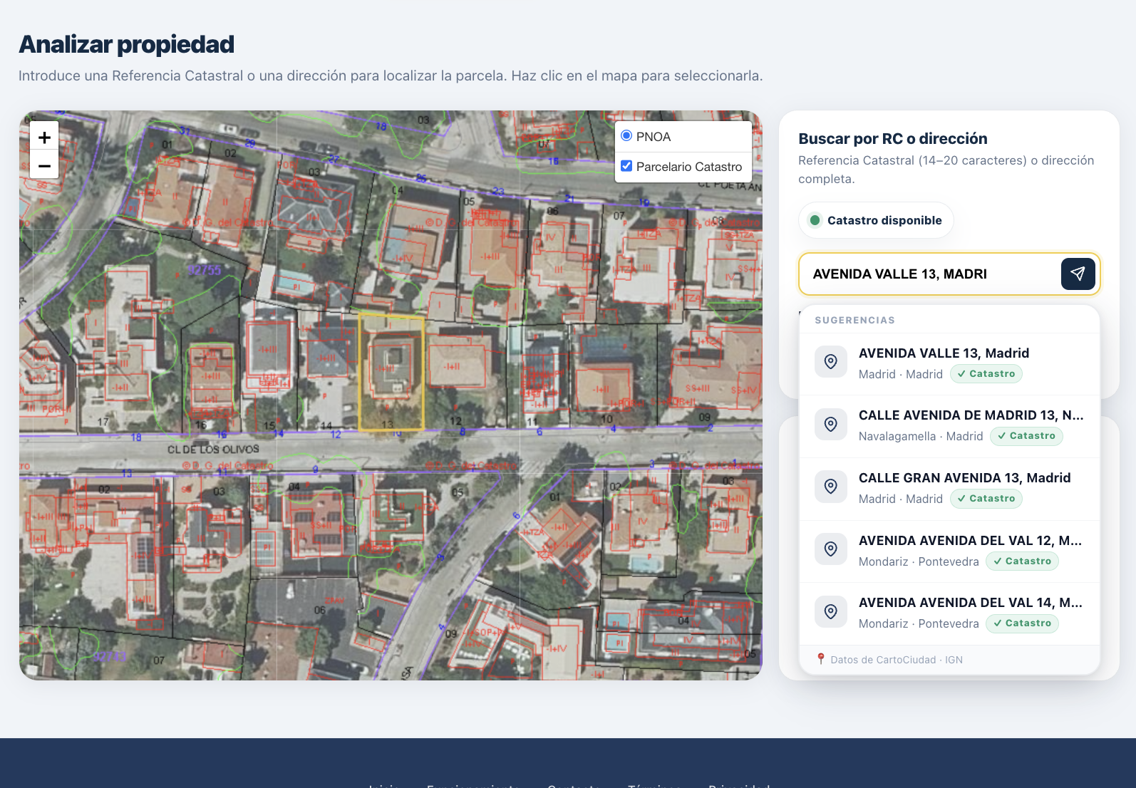 Example of Hogarfax centering the map and highlighting the parcel outline in yellow